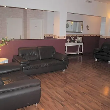 Am Schuetzenberg فندق 4*